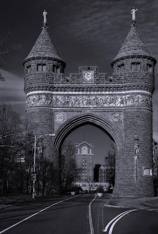 Hartford Art Print featuring the photograph Memorial Arch Hartford Connecticut by Phil Cardamone