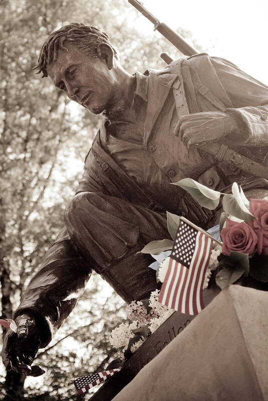 Memorial Art Print featuring the photograph Remember the Fallen by Chris McKenna