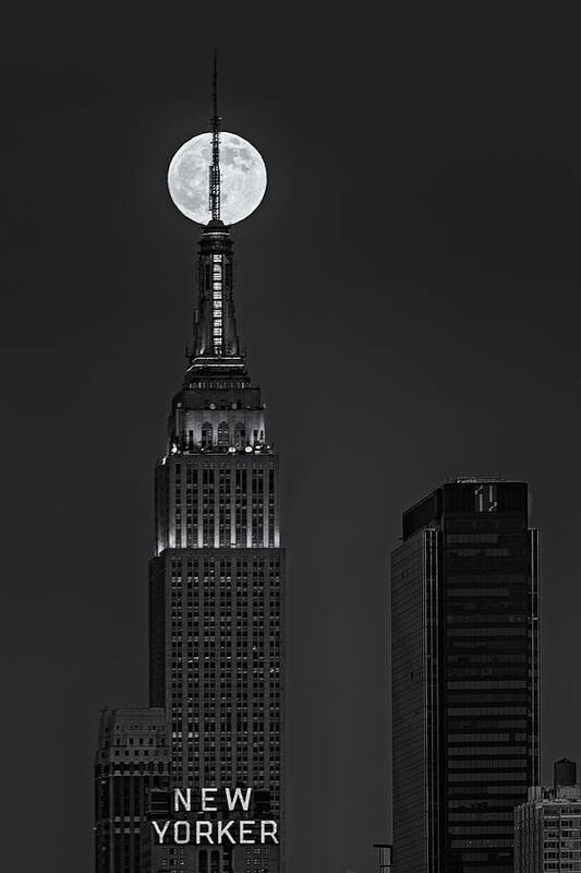 Big Apple Art Print featuring the photograph Super Moon In An Empire State Of Mind BW by Susan Candelario