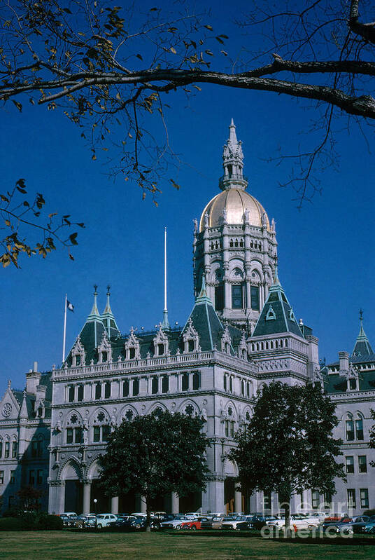 Building Art Print featuring the photograph Connecticut State Capitol Building by Photo Researchers