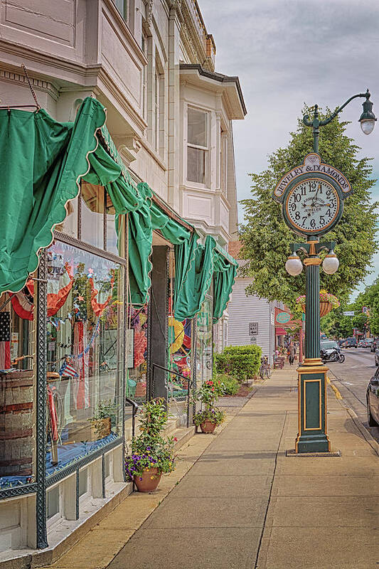 Clock Art Print featuring the photograph Cedarburg Street Clock by Susan Rissi Tregoning