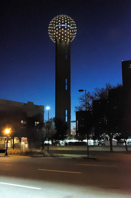 Texas Art Print featuring the photograph Dallas Reunion Tower by Erich Grant