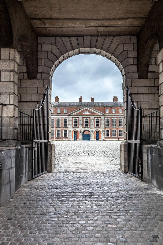 Dublin Art Print featuring the photograph Entrance to Dublin Castle by W Chris Fooshee