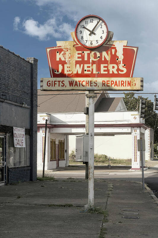 Knoxville Art Print featuring the photograph Keetons Jewelers by Sharon Popek
