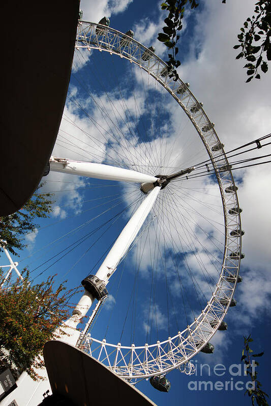 London Art Print featuring the photograph London Ferris Wheel by Agusti Pardo Rossello