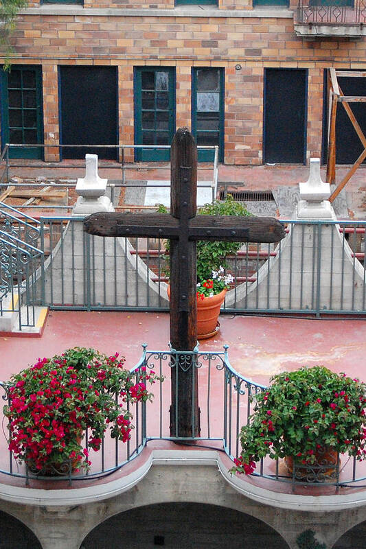 Mission Inn Art Print featuring the photograph Mission Inn Cross by Amy Fose