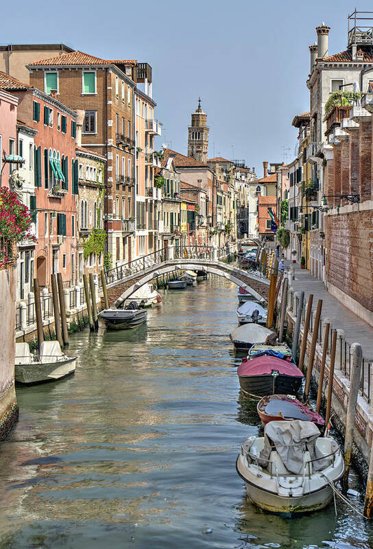 Italy Art Print featuring the photograph Venice Scene by Alan Toepfer