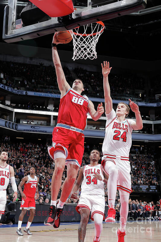 Chicago Bulls Art Print featuring the photograph Chicago Bulls V Sacramento Kings by Rocky Widner