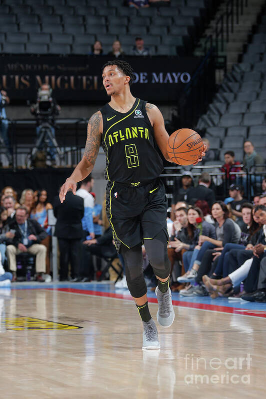 Damion Lee Art Print featuring the photograph Atlanta Hawks V Sacramento Kings #7 by Rocky Widner
