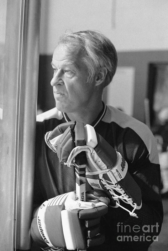 Mature Adult Art Print featuring the photograph Ice Hockey Player Gordie Howe by Bettmann
