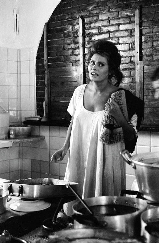 Sophia Loren Art Print featuring the photograph Sophia Loren Cooking by Alfred Eisenstaedt