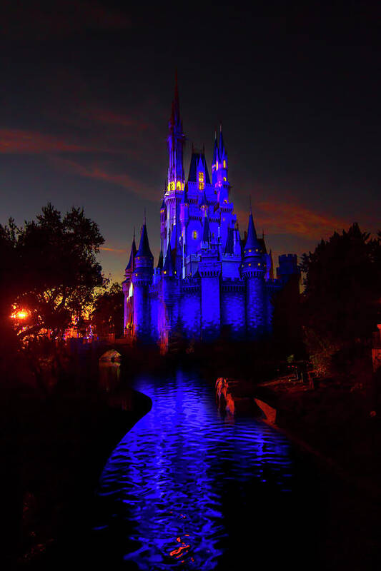 Cinderella Castle Art Print featuring the photograph Sunset at Cinderella Castle by Mark Andrew Thomas