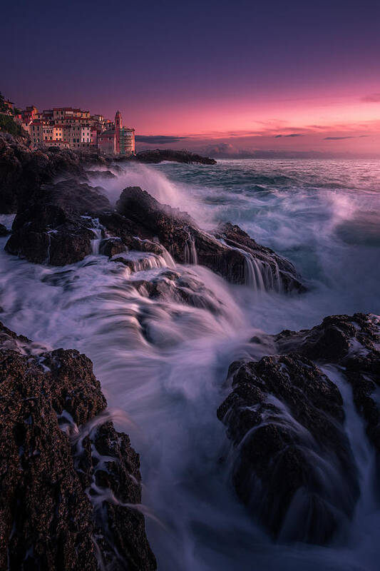 Sunset Art Print featuring the photograph Waves Between The Rocks by Andrea Zappia