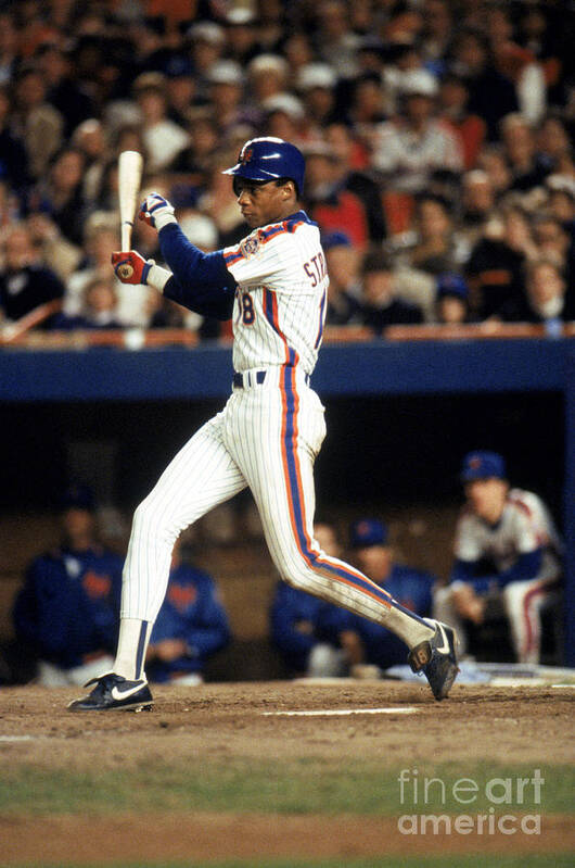 1980-1989 Art Print featuring the photograph Darryl Strawberry by T.g. Higgins