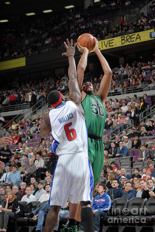 Rasheed Wallace [Boston Celtics] & Ben Wallace [Detroit Pistons]