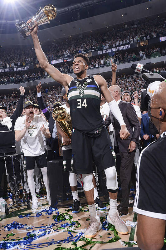 Giannis Antetokounmpo Art Print featuring the photograph Bill Russell and Giannis Antetokounmpo by Andrew D. Bernstein