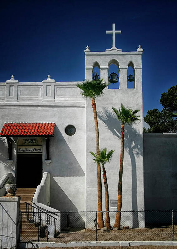 Albuquerque New Mexico Art Print featuring the photograph Church In Tucson by Tom Singleton