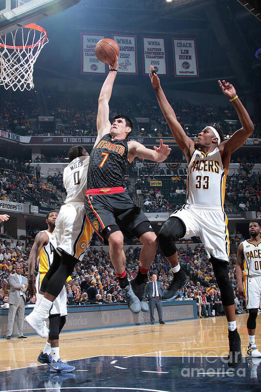 Ersan Ilyasova Art Print featuring the photograph Ersan Ilyasova by Ron Hoskins