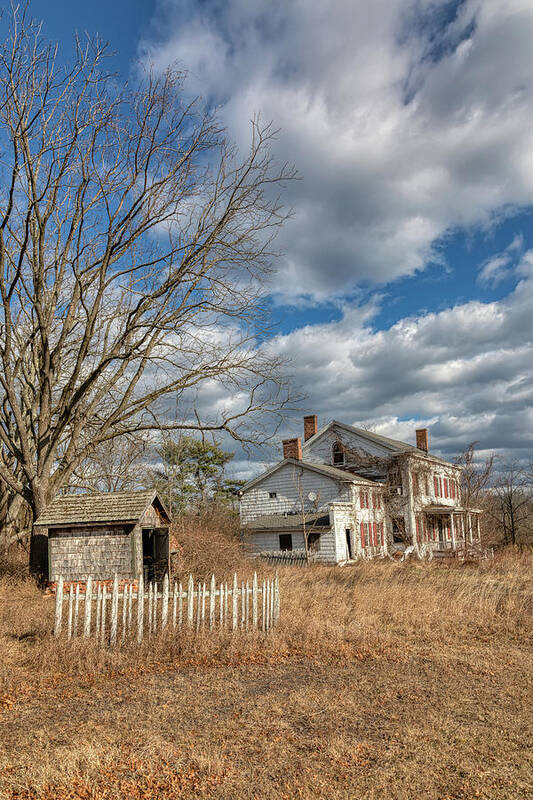 White Fence Art Print featuring the photograph Haunted Pump House by David Letts