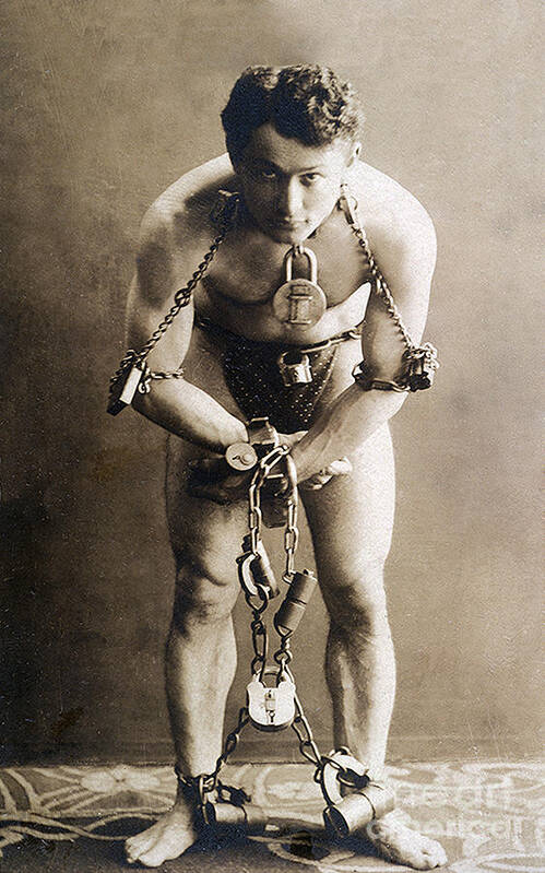 Entertainment Art Print featuring the photograph Harry Houdini, Hungarian-american #1 by Photo Researchers