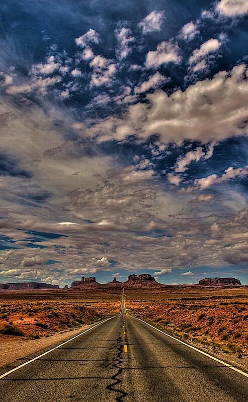 Monument Valley Art Print featuring the photograph Utah Road by William Wetmore