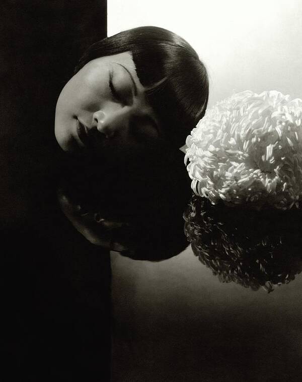 Actress Art Print featuring the photograph Anna May Wong Resting Her Head by Edward Steichen