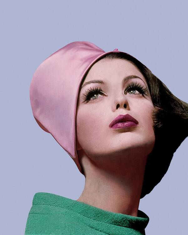 Accessories Art Print featuring the photograph Dorothea Mcgowan In A Cloche by Bert Stern