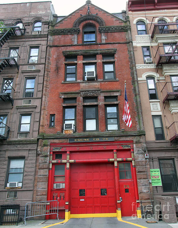 Fdny Art Print featuring the photograph FDNY Engine 74 Firehouse by Steven Spak