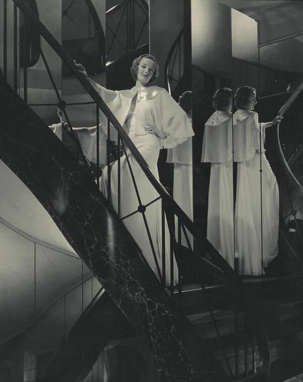 Beauty Art Print featuring the photograph Gwili Andre On A Staircase by Edward Steichen