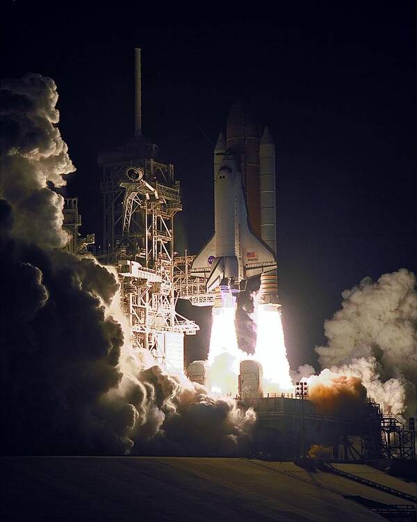 Astronomy Art Print featuring the photograph Sts-101, Space Shuttle Atlantis, 2000 by Science Source