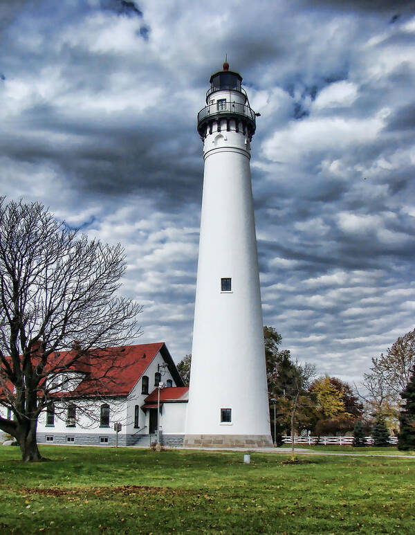 Wind Point Lighthouse Art Print featuring the photograph Wind Point Lighthouse by Phyllis Taylor