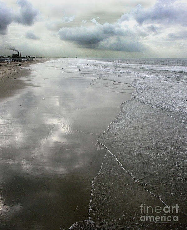 Beach Art Print featuring the photograph Seal Beach Morning by Tom Griffithe