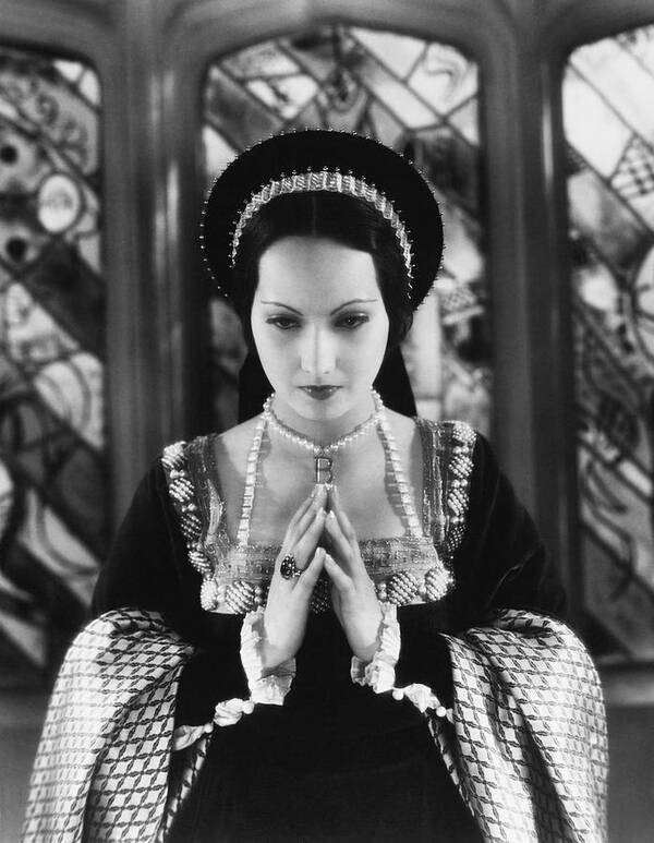 Anne Boleyn Art Print featuring the photograph MERLE OBERON in THE PRIVATE LIFE OF HENRY VIII -1933-. by Album