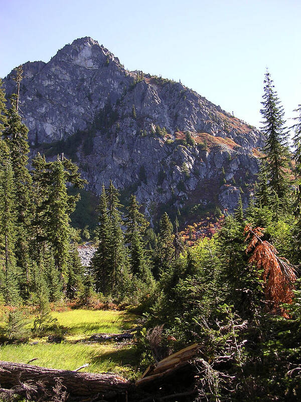 Lake Valhalla Art Print featuring the photograph Pocket Paradise by Tom Trimbath