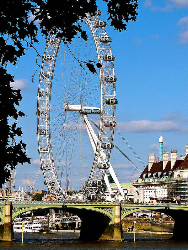 London Eye Art Print featuring the photograph An Eye For London by Ira Shander