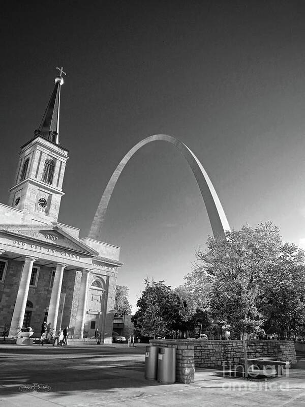 Arch Art Print featuring the photograph St. Louis Arch by Ms Judi