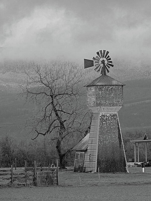 Windmill Art Print featuring the photograph Windmill of Old by Suzy Piatt