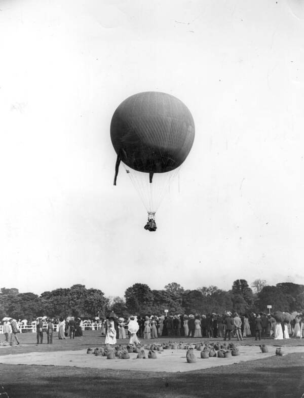 Crowd Art Print featuring the photograph A Winning Balloon by Hulton Archive