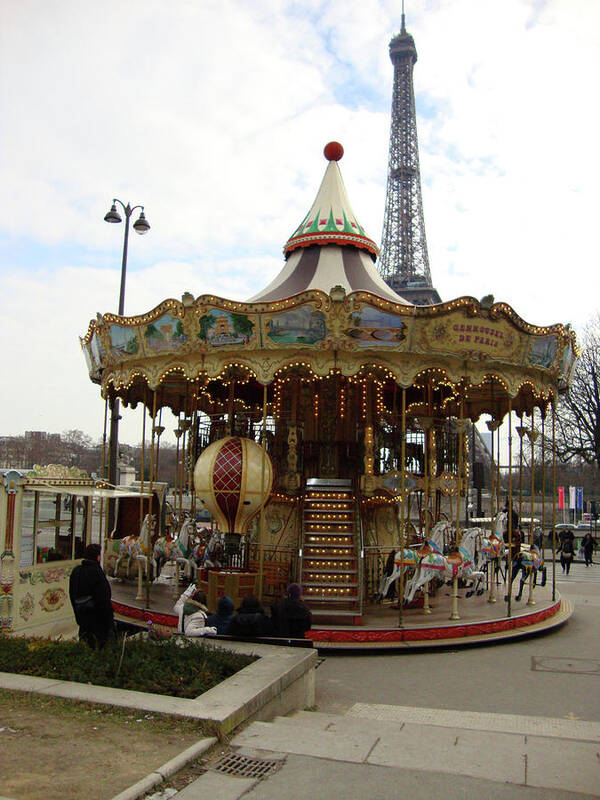 Carousel Art Print featuring the photograph Carrousel de Paris by Roxy Rich