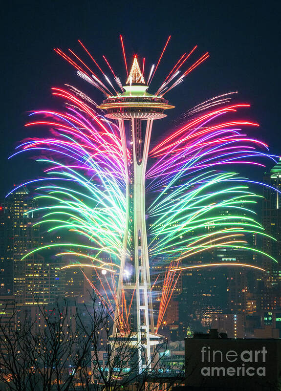 Space Needle Art Print featuring the photograph Seattle New Year by Inge Johnsson