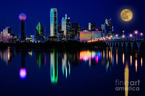 dallas Art Print featuring the photograph Dallas at Twilight by Tamyra Ayles