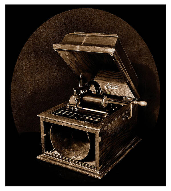 Victrola Art Print featuring the photograph The Old Victrola by Mark Fuller