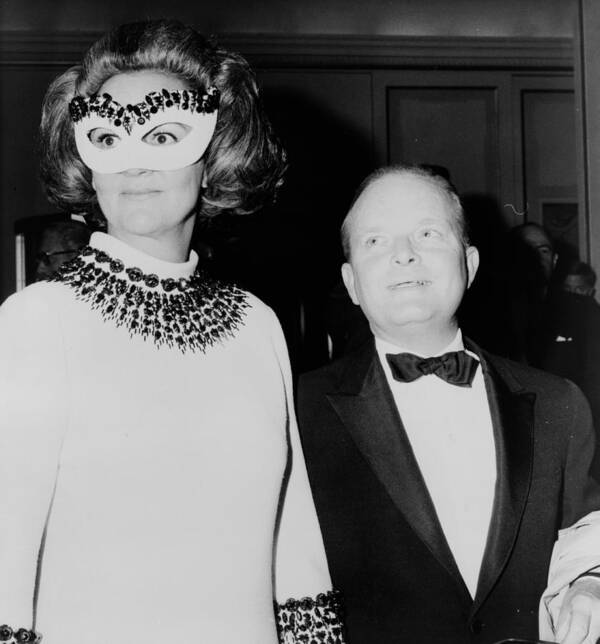 1960s Art Print featuring the photograph Truman Capote And Katherine Graham, 1966 by Science Source