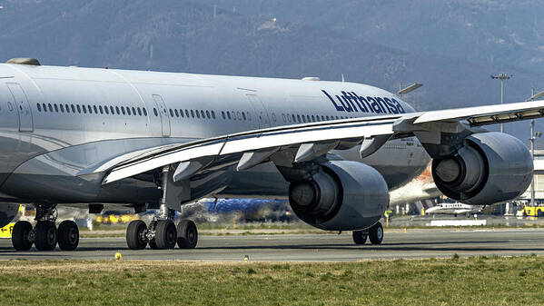 Airbus A340 600 Lufthansa Line Up Runway 36 Art Print