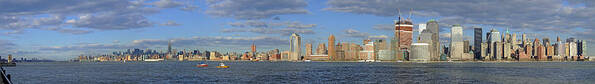 Panoramic Art Print featuring the photograph Manhattan - Hudson View by S Paul Sahm