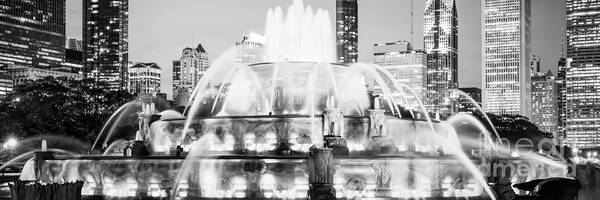 Buckingham Art Print featuring the photograph Panoramic Picture of Chicago Buckingham Fountain by Paul Velgos
