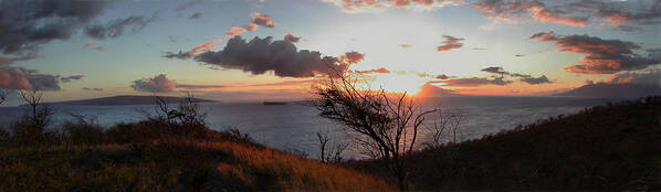 Sunset Art Print featuring the photograph Sunset over Lanai 2 by Dustin K Ryan