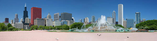 Panoramic Art Print featuring the photograph Usa, Michigan, Chicago, Buckingham by Travelpix Ltd