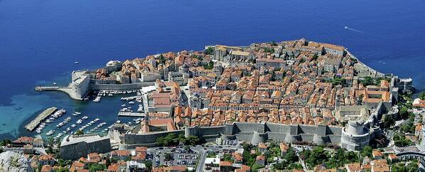 Old City Of Dubrovnik Art Print featuring the photograph Old City Of Dubrovnik #1 by Tony Craddock/science Photo Library