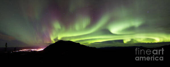 Horizontal Art Print featuring the photograph Aurora Borealis Over Gray Peak #3 by Joseph Bradley